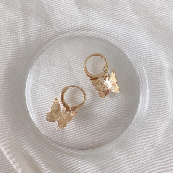 Jewelry - NEW IN! gold butterfly drop earrings (buy 1 get two free!!!)